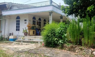 Dijual Cepat Rumah Vintage di Kawasan Elit Palembang