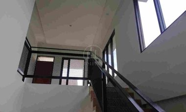Dijual Rumah 2 Lantai di pusat kota Bandung view indah