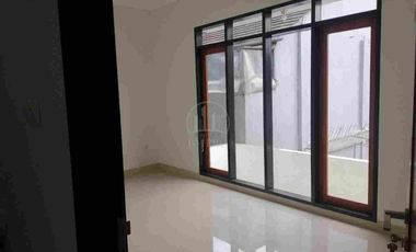 Dijual Rumah 2 Lantai di pusat kota Bandung view indah