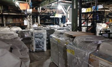 dijual gudang dipejaten timur jalan batu merah