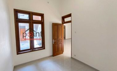 Rumah Mewah Baru Gress Solo Kota Baru Gress di Banjarsari Surakarta