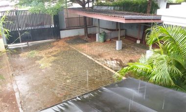 Disewakan rumah cocok untuk kantor daerah pondok ranji