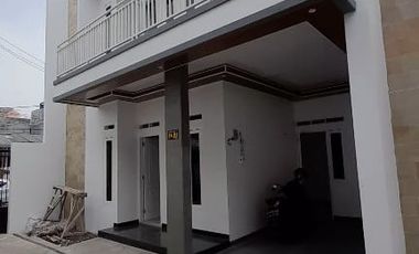 Rumah Modern Minimalis Larangan Ciledug Siap Huni