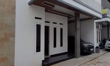 Rumah Modern Minimalis Larangan Ciledug Siap Huni