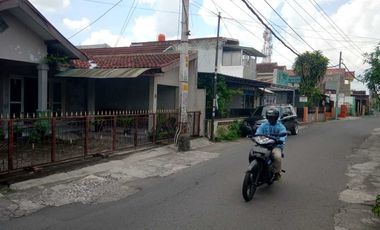Jual rumah murah tepi jalan raya dekat JEC & Amplas Yogyakarta