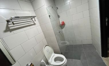 apakah lexington Deket pondok indah