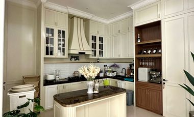 Rumahnya Sultan 2 Lt FULL FURNISHED di Gondang Timur Bulusan dekat UNDIP