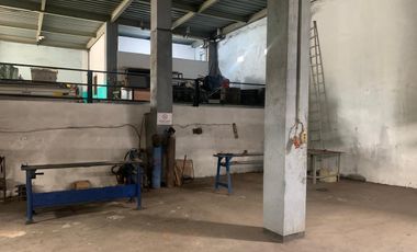 Dijual Pabrik Conveyor aktif jual cepat murah di Narogong, Bekasi.