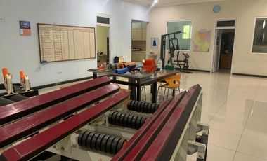 Dijual Pabrik Conveyor aktif jual cepat murah di Narogong, Bekasi.