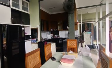 Dijual rumah/kantor /mess dalam kota