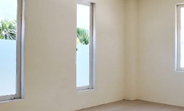 rumah komersial pakuwon city dekat araya puri galaxy kertajaya