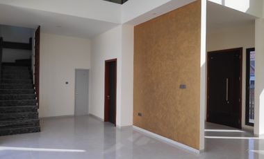 Rumah 2 Lantai Minimalis Modern Puri Anjasmoro Semarang Dekat Bandara