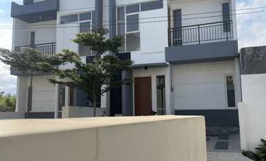 BELI VILLA FREE FURNISH + FASILITAS PERUMAHAN TERBAIK DI KOTA BATU