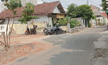 Jual tanah d Jombang  bagus untuk kantor ,rumah hunian , kaffe dll