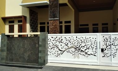 Rumah baru di perumahan Ciremai giri kota Cirebon
