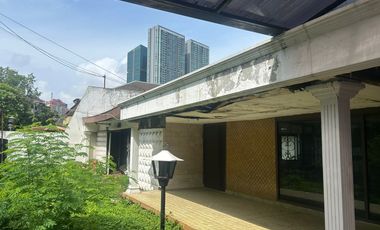 Dijual Murah Rumah Tepi Jalan Hitung Tanah di Cempaka Putih Jakpus