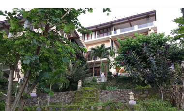 Villa Mewah di Senggigi Lombok