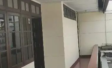 Disewakan Rumah /Kantor Jalan Lebar Tebet Murah Bagus