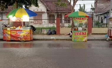 JUAL MURAH TANAH BONUS RUMAH JOMBANG 250 M K ALUN ALUN JOMBANG