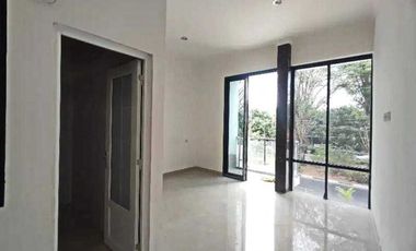 Rumah Baru Siap Huni Dalam Townhouse Di Rawamangun Jakarta Timur