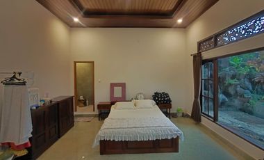 Villa style Bali full view terasering sawah di ubud