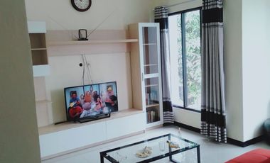 Turun harga....Di jual rumah bagus 2 lantai siap huni di Margahayu permai