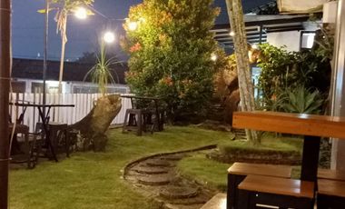 DISEWAKAN HARIAN VILLA KELUARGA YANG ASRI DI WISATA SONGGORITI, BATU