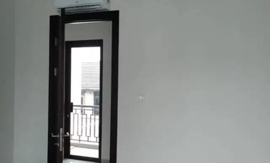 Disewa Rumah 2 Lantai  Terawat & Asri di Podomoro Park Bandung