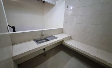 Sewa rmh siap huni lebak permai bisa utk usaha.akses truk masuk