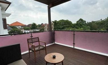 Villa Modern Mewah Full Furnished di Denpasar Timur