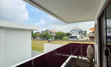 Villa Modern Mewah Full Furnished di Denpasar Timur