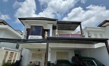 Villa Modern Mewah Full Furnished di Denpasar Timur