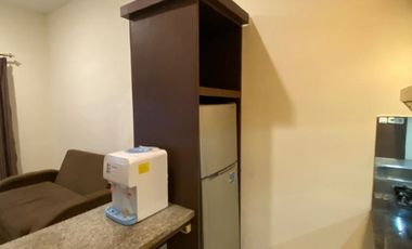 ada dapur & ruang tamu full perabotan