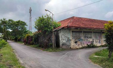 Tanah pekarangan untuk gudang & perum di karanganom klaten jawa tengah