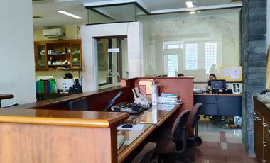 Dijual Gedung dan Kantor jln Cok Agung Tresna Renon Denpasar