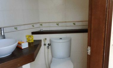 Dijual Gedung dan Kantor jln Cok Agung Tresna Renon Denpasar