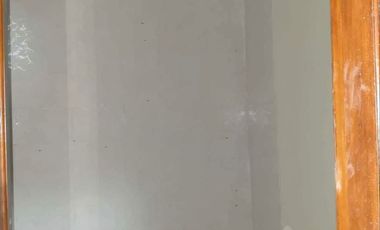 Disewakan Rumah Semi Furnished Bagus Daerah Wiyung Dekat Raya Mastrip