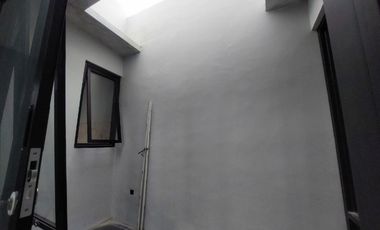 rumah cantik modern minimalis di perumahan cluster solo