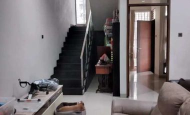 Jual rumah di istana regency sudirman