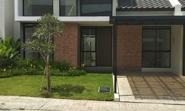 Rumah Nyaman Tatar Favorit di Kota Baru Parahyangan