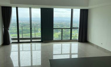Sewa Apartment Hillcrest House 3 BR Furnished Dekat Uph Dan Siloam