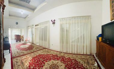 Rumah di Lokasi Komersil Gunung Batu Cocok Buat Kantor Buat Usaha