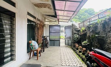 Rumah di Lokasi Komersil Gunung Batu Cocok Buat Kantor Buat Usaha