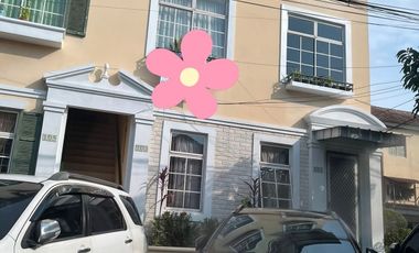 Town House Scandinavian Cantik Harga Terbaik