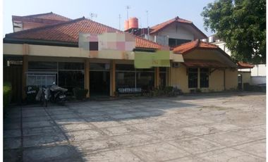 Bangunan sangat strategis di kawasan komersil kota Cirebon