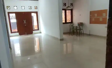 Disewakan Rumah Cantik