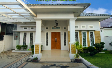 Dijual Rumah Mewah di Ulee Kareng - Dekat Simpang Tujuh Ulee Kareng!