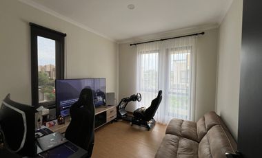 RUMAH POSISI BAGUS HOEK DI CARSON GADING SERPONG HADAP UTARA