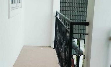 Rumah jln utama komplek palm hill.