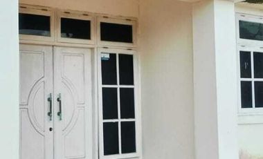 Rumah jln utama komplek palm hill.